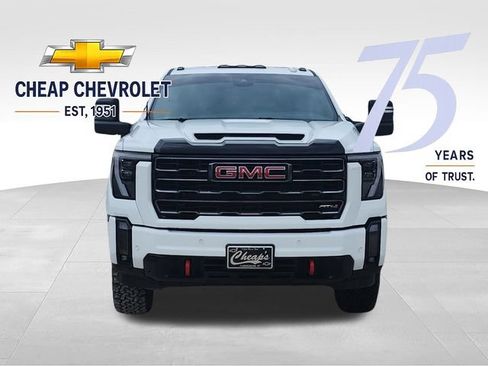Used 2024 GMC Sierra 2500 AT4 w/ AT4 Premium Plus Package AWD/4WD image 8