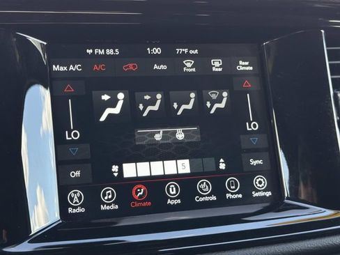 Used 2024 Dodge Durango GT RWD image 32