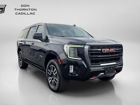 Used 2022 GMC Yukon XL AT4 w/ Technology Package AWD/4WD image 7