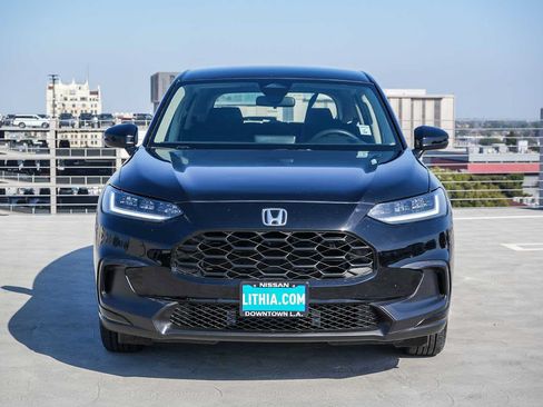 Used 2025 Honda HR-V LX image 2