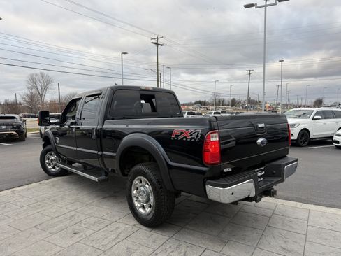 Used 2016 Ford F250 XLT w/ XLT Premium Package image 4