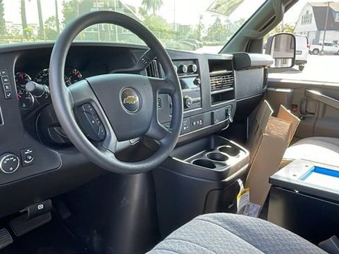 New 2026 Chevrolet Express 2500 w/ Driver Convenience Package image 13