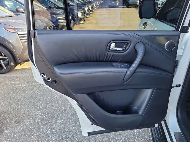 Used 2022 Nissan Armada SL w/ Midnight Edition Package RWD image 16