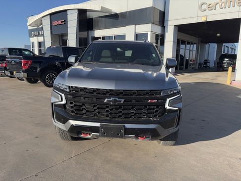 Used 2022 Chevrolet Suburban Z71 image 10