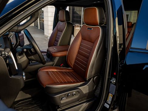 Used 2025 GMC Sierra 2500 Denali Ultimate image 30