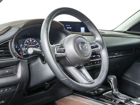 Used 2023 MAZDA CX-30 AWD 2.5 S w/ Premium Package image 4