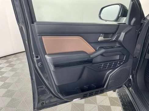 New 2026 Toyota 4Runner Limited AWD/4WD image 5