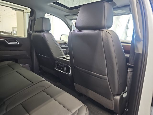 Used 2026 GMC Sierra 1500 Denali w/ Denali Reserve Package AWD/4WD image 31