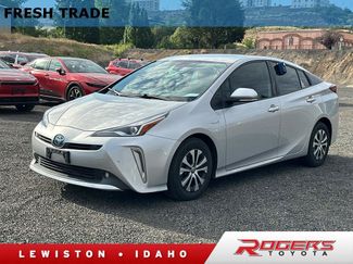 Certified 2021 Toyota Prius LE AWD/4WD video 1