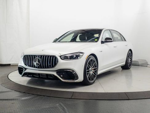 Used 2024 Mercedes-Benz S 63 AMG S w/ Carbon Fiber Exterior Package image 3