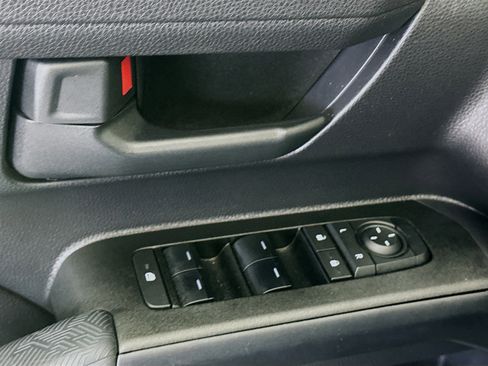 Used 2025 Toyota 4Runner SR5 image 15