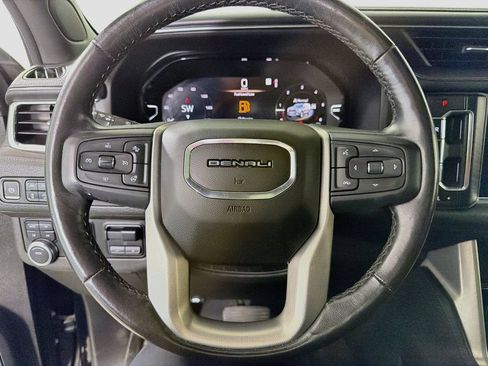 Used 2022 GMC Yukon Denali w/ Max Trailering Package AWD/4WD image 15