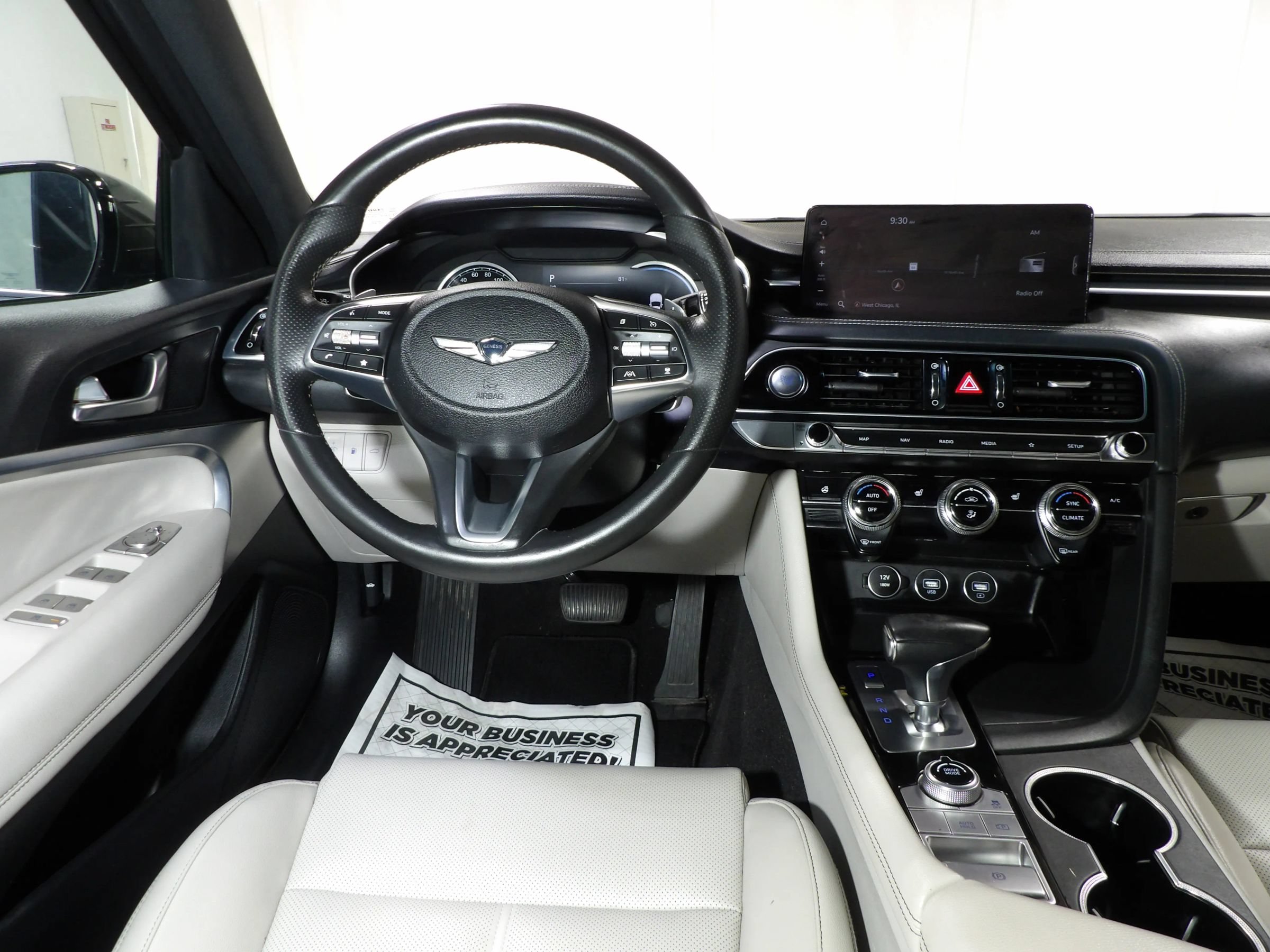 Used 2023 Genesis G70 2.0T AWD/4WD image 14
