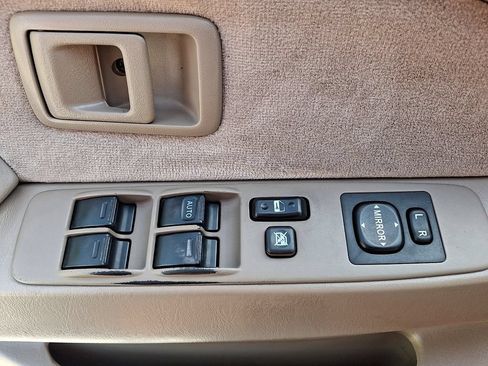 Used 2003 Toyota Tacoma PreRunner RWD image 16