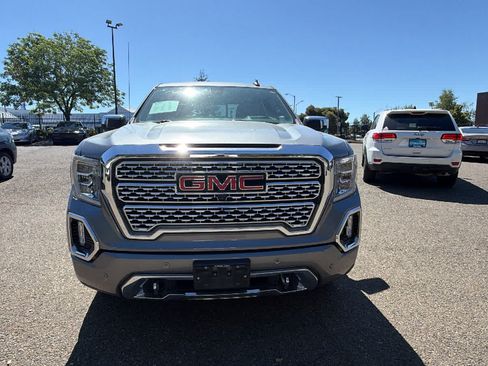 Used 2020 GMC Sierra 1500 Denali w/ Denali Ultimate Package AWD/4WD image 2