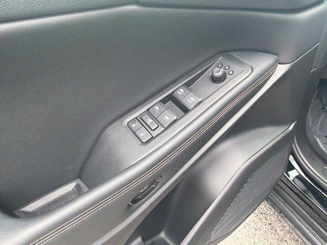 Used 2026 Jeep Cherokee Limited AWD/4WD image 18