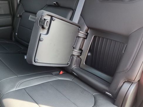 Used 2022 Chevrolet Silverado 2500 LTZ image 29