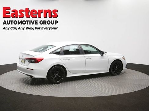 Used 2023 Honda Civic Sport image 39