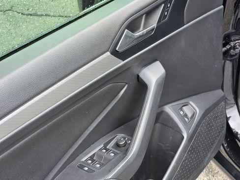 Used 2020 Volkswagen Jetta S image 36