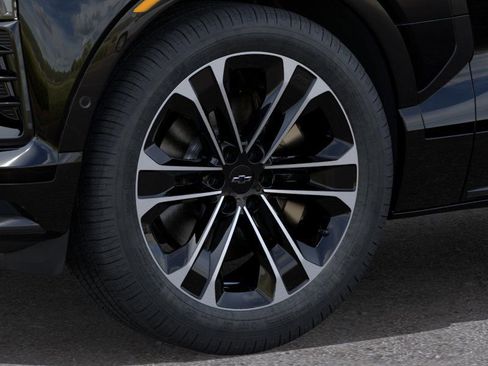 New 2026 Chevrolet Blazer EV SS image 9