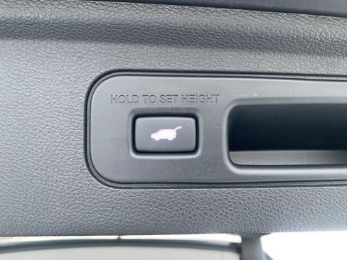 Certified 2023 Honda Odyssey Touring image 14