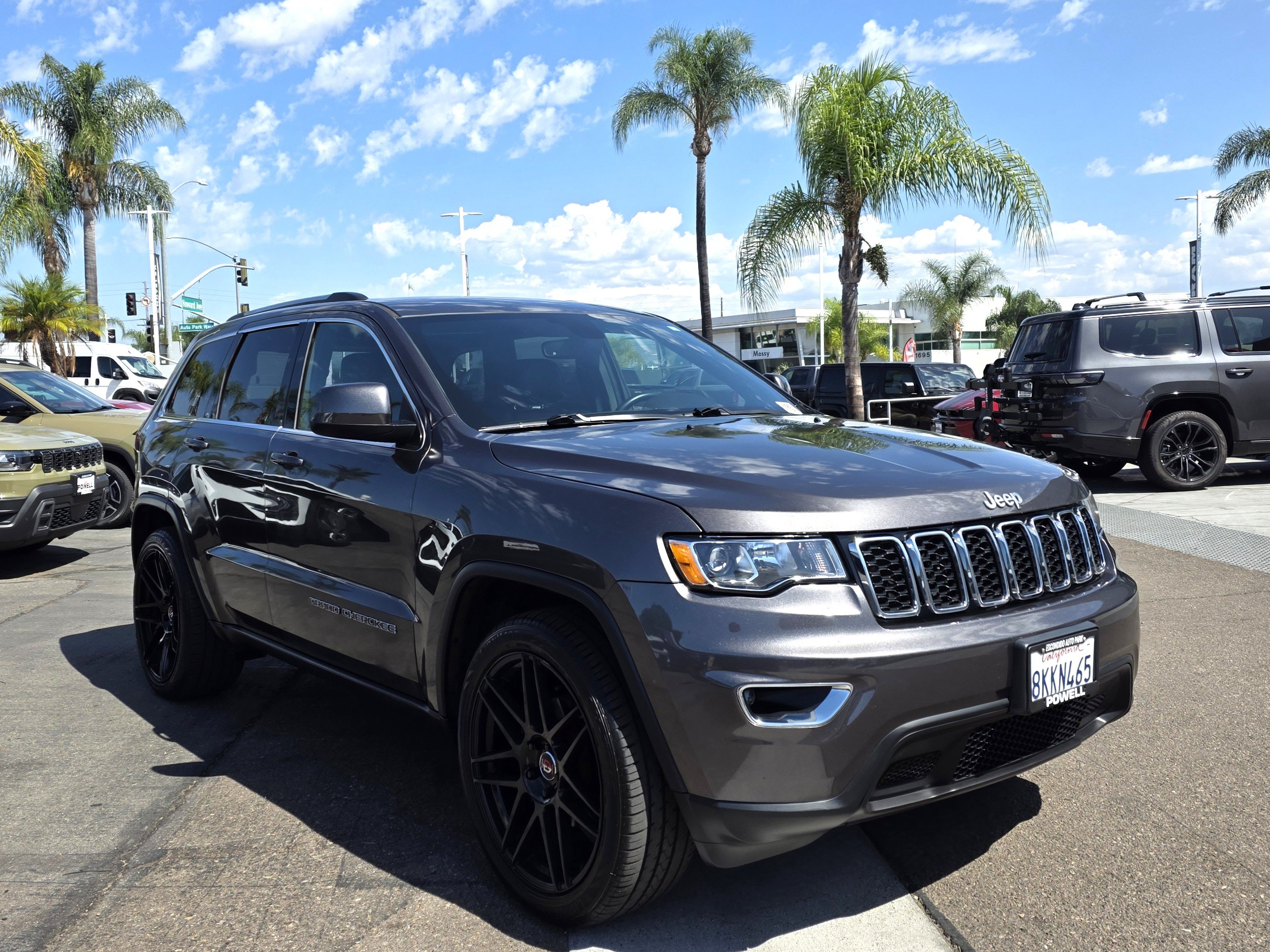 Certified 2019 Jeep Grand Cherokee Laredo w/ Laredo X Package RWD image 6