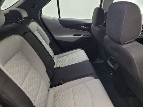 Used 2019 Chevrolet Equinox LS image 19