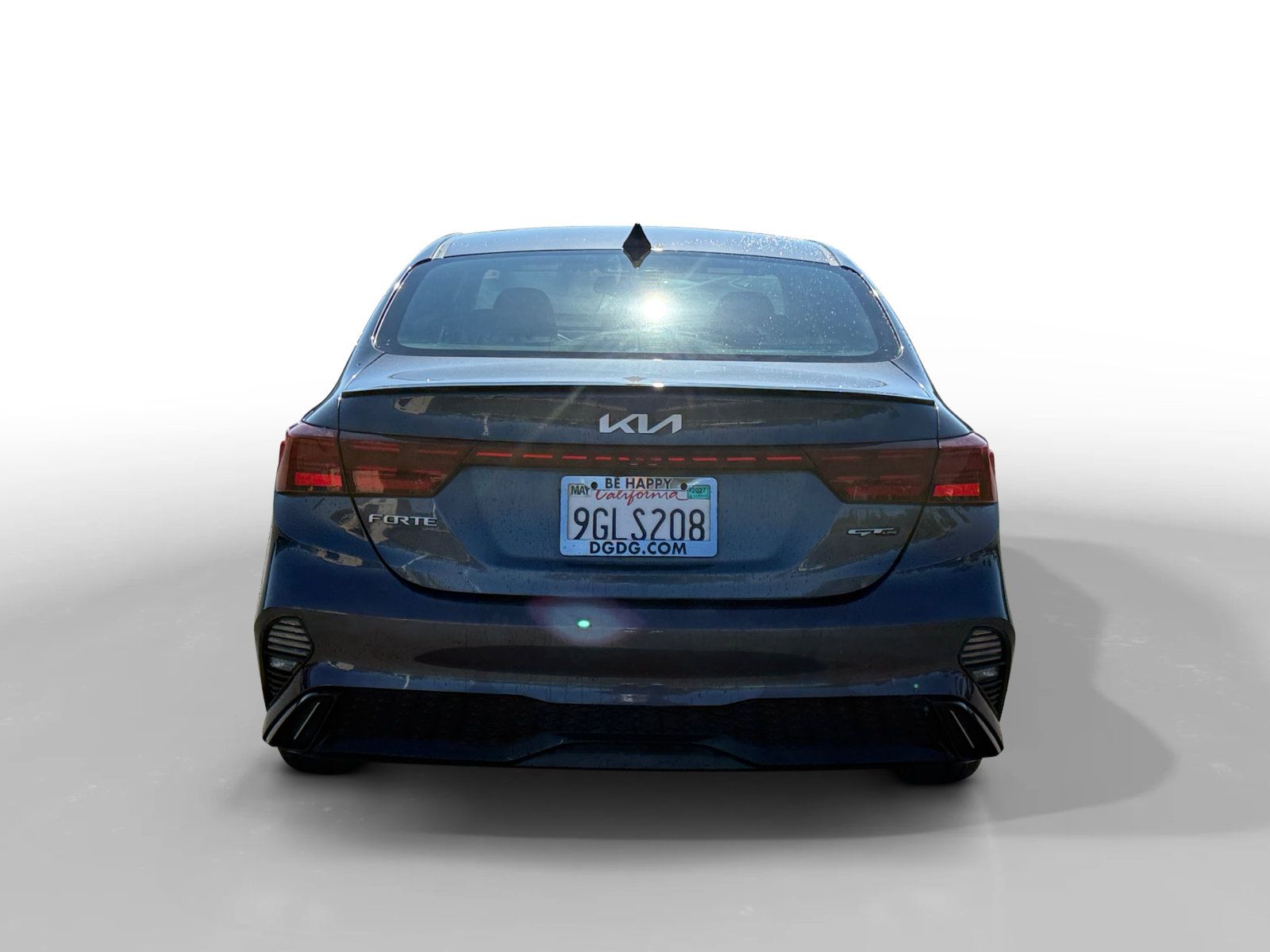 Used 2023 Kia Forte GT-Line w/ GT-Line Premium Package FWD image 4