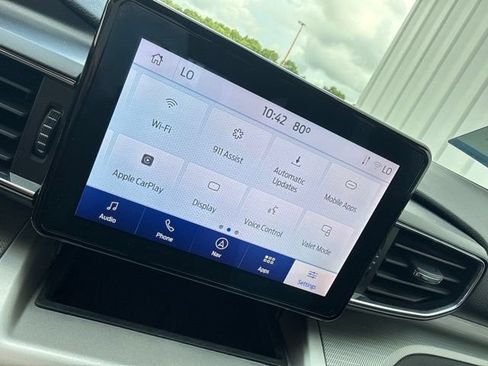 Used 2022 Ford Explorer XLT w/ Equipment Group 202A RWD image 37