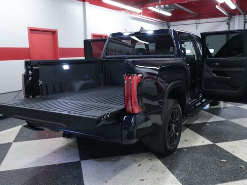 Used 2024 Toyota Tundra Limited AWD/4WD image 28