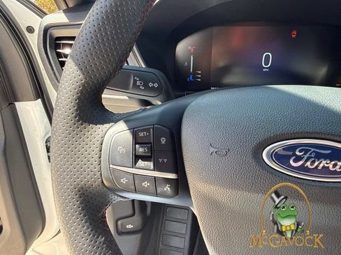 Used 2023 Ford Escape ST-Line w/ Tech Pack #1 FWD image 19
