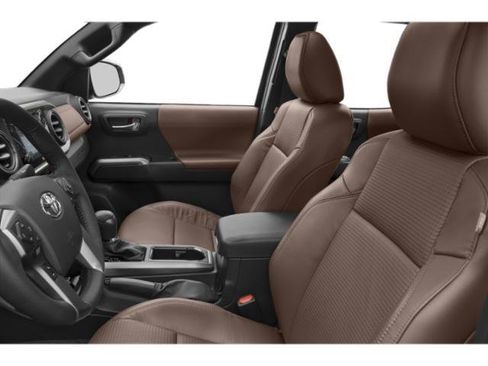 Used 2018 Toyota Tacoma Limited image 7