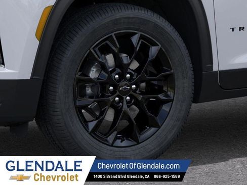 New 2026 Chevrolet Traverse LT w/ Midnight/Sport Edition image 9