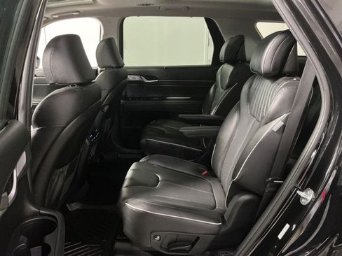 Used 2024 Hyundai Palisade Limited AWD/4WD image 25