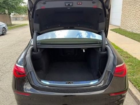 Used 2022 Mercedes-Benz S 580 4MATIC Sedan image 9