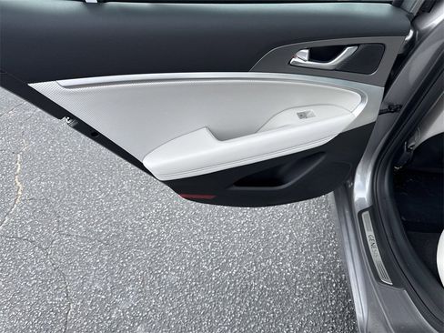 New 2025 Genesis G70 2.5T w/ Sport Prestige Package image 24