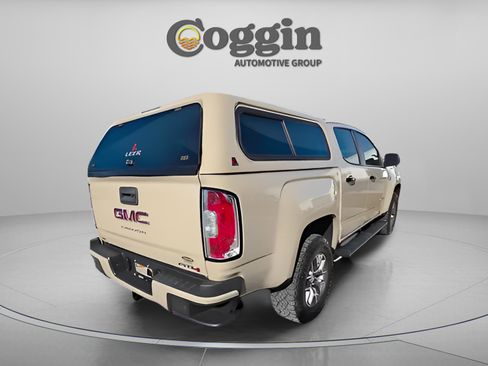 Used 2022 GMC Canyon AT4 w/ Trailering Package image 10