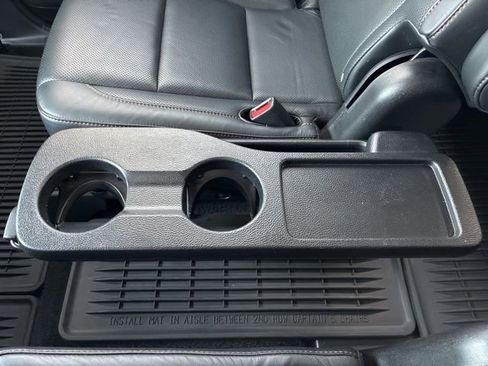 Used 2016 Toyota Highlander Limited image 28