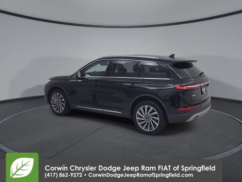 Used 2023 Lincoln Corsair Reserve w/ Equipment Group 201A AWD/4WD image 10
