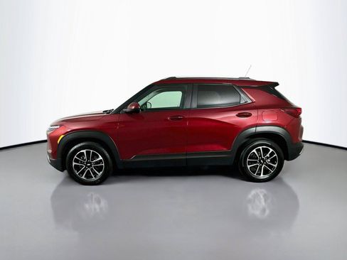 Used 2024 Chevrolet TrailBlazer LT w/ LT Cold Weather Package FWD image 8