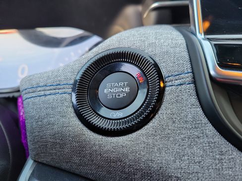 Used 2024 Jeep Compass Latitude image 21