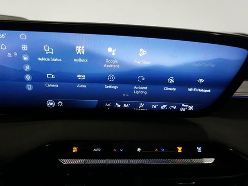 Used 2025 Buick Enclave Sport Touring w/ Power Package image 16