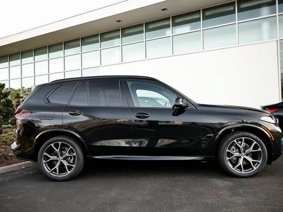 New 2026 BMW X5 xDrive40i w/ M Sport Package
