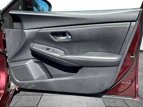 Certified 2024 Nissan Sentra SV w/ All-Weather Package FWD image 30