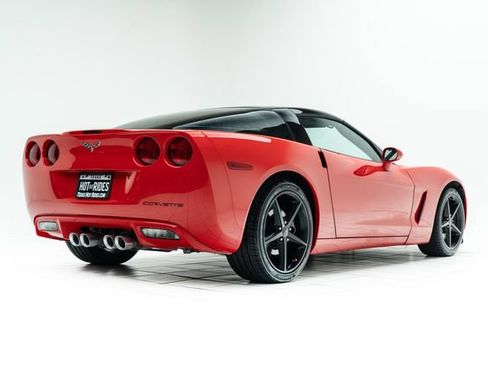 Used 2013 Chevrolet Corvette Coupe w/ Battery Protection Package RWD image 11