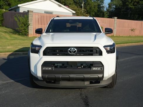 Used 2026 Toyota 4Runner SR5 RWD image 2