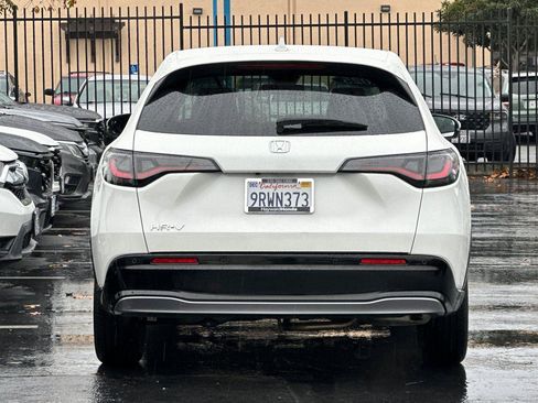 Certified 2025 Honda HR-V EX-L image 4