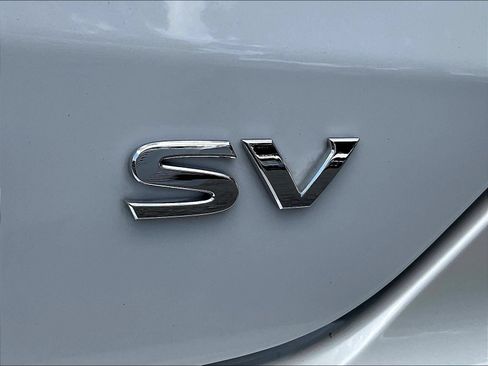 Certified 2024 Nissan Kicks SV FWD image 25