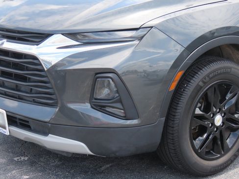Used 2019 Chevrolet Blazer LT FWD image 3