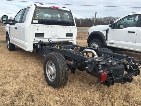 New 2026 Ford F250 XL RWD image 5